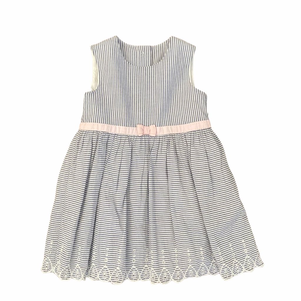 MARKS & SPENCER