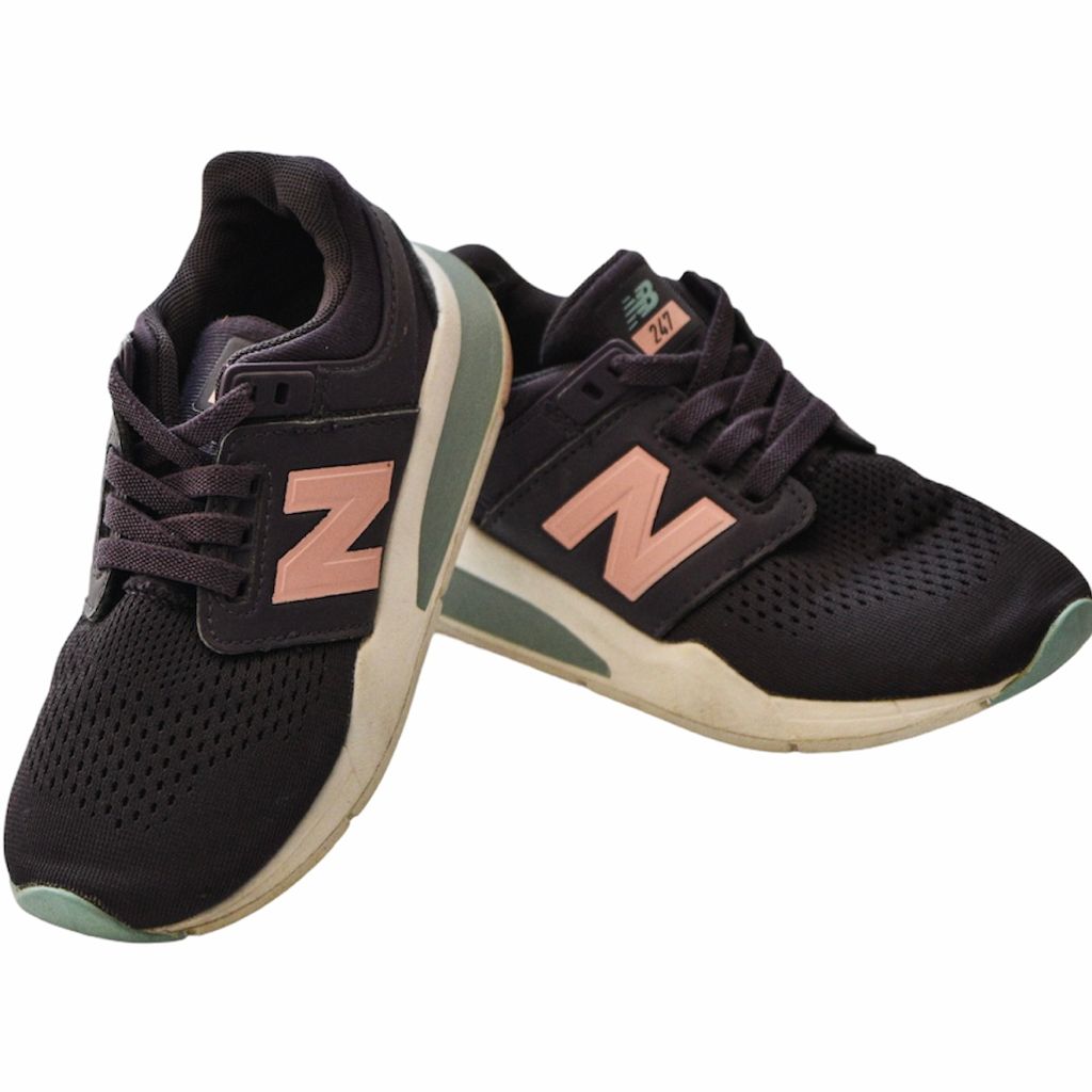 NEW BALANCE